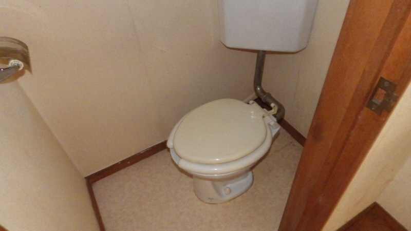 Toilet