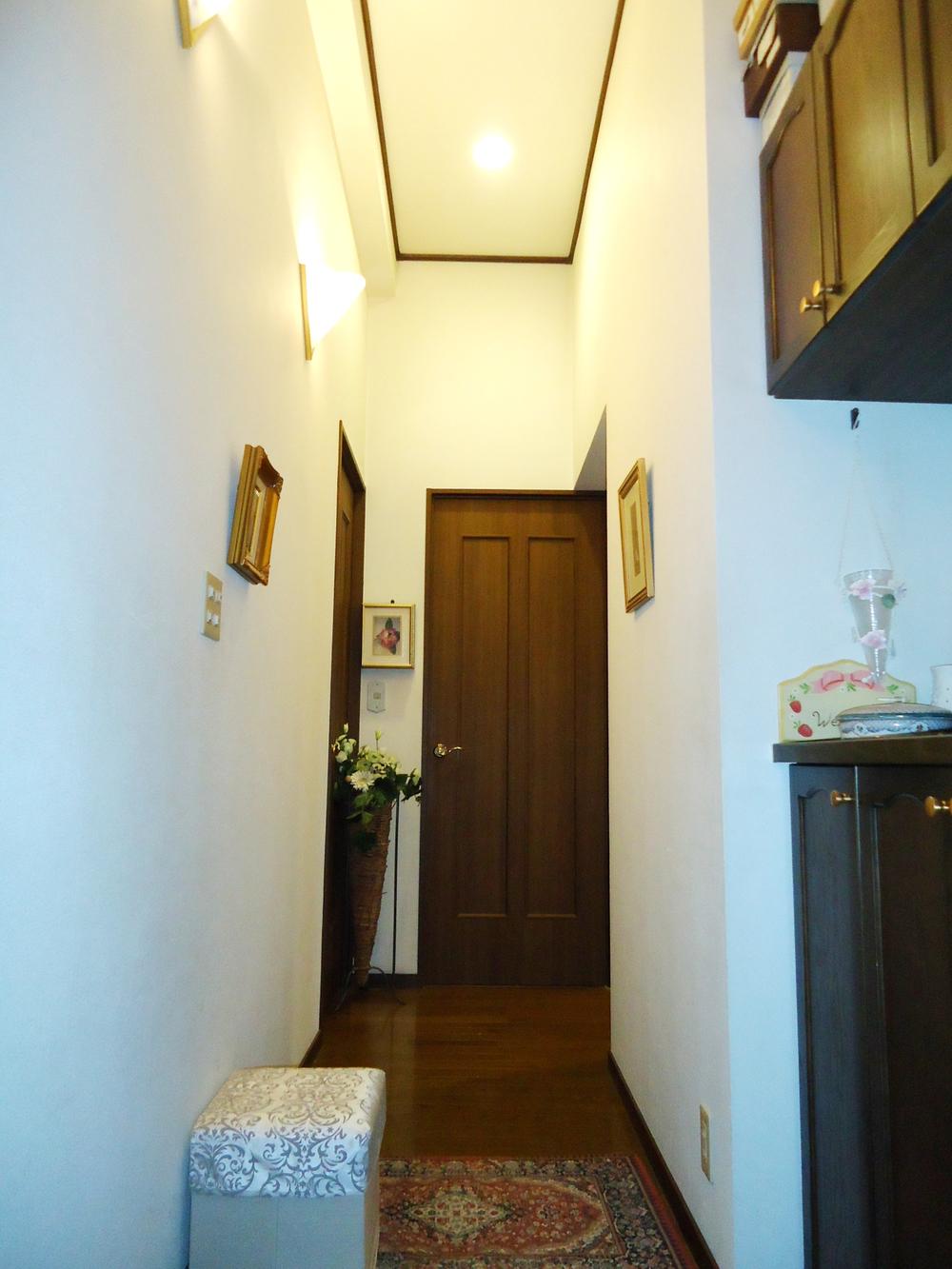 Other. Indoor (July 2013) Shooting, Corridor