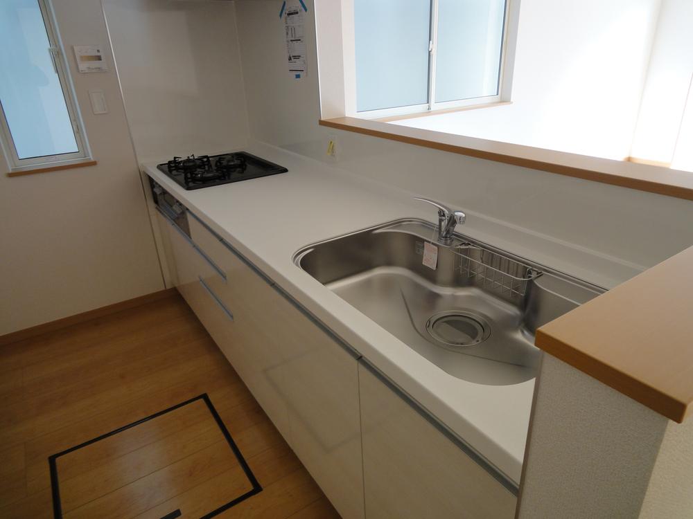 Same specifications photo (kitchen). Example of construction