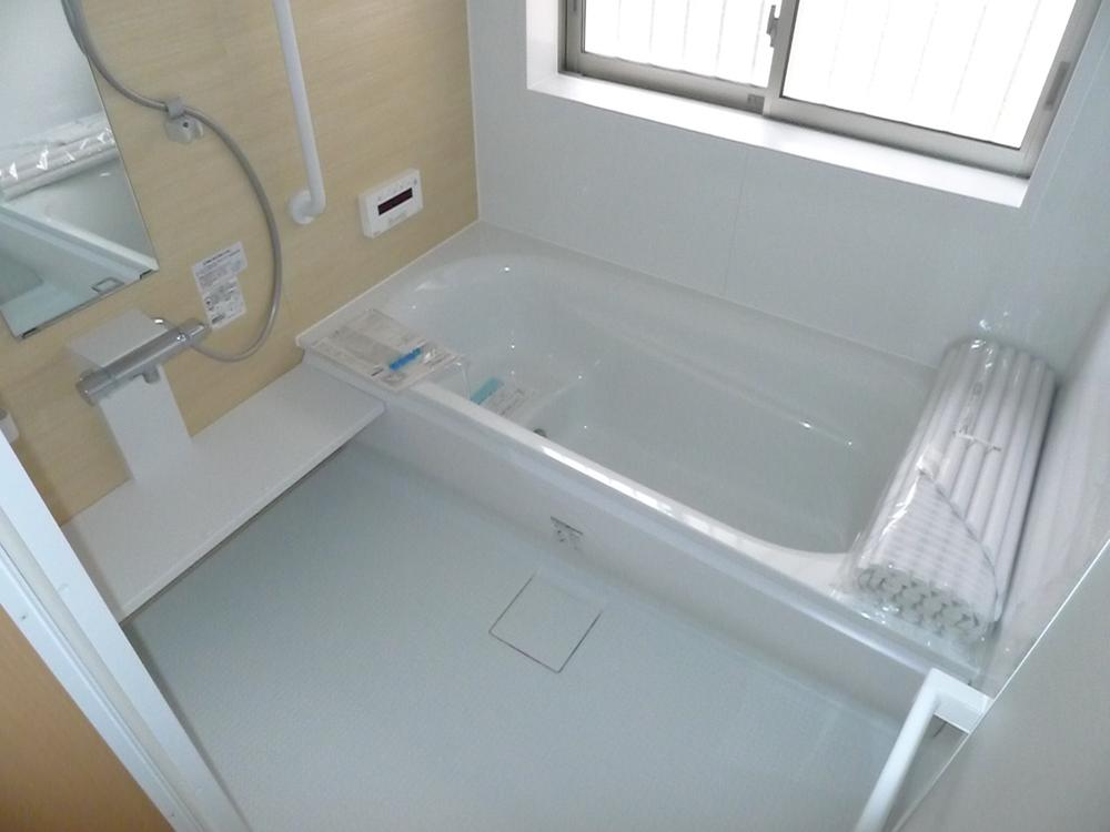 Same specifications photo (bathroom). Example of construction