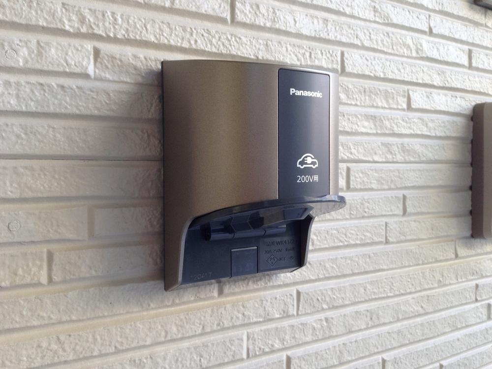 Other Equipment. Electric car-friendly environment, 200V charging outlet for the plug-in hybrid vehicles (all building standard)