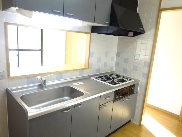 Kitchen.  ☆ Stove 3-neck system Kitchen ☆ 