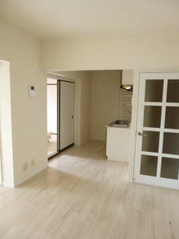 Living and room