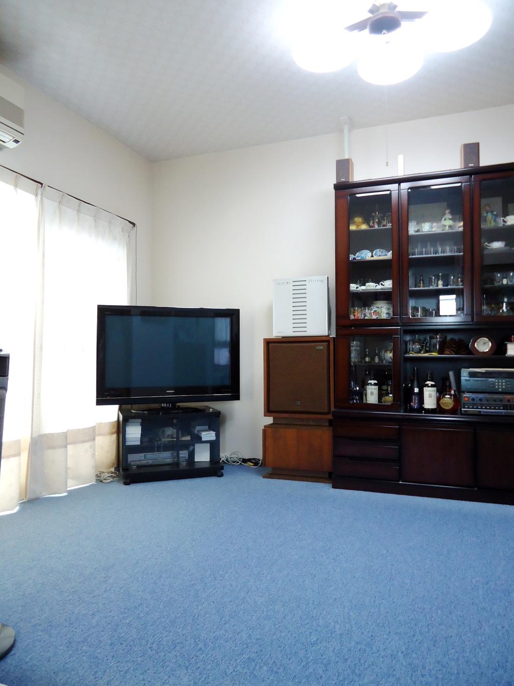 Living. Indoor (10 May 2013) Shooting