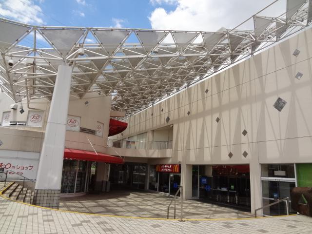 Shopping centre. 536m to Muji Seiyu Narumi
