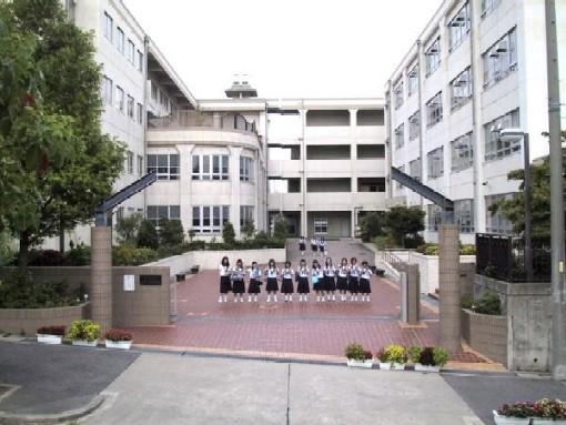 Junior high school. 1100m to Nagoya Municipal Sakyoyama junior high school