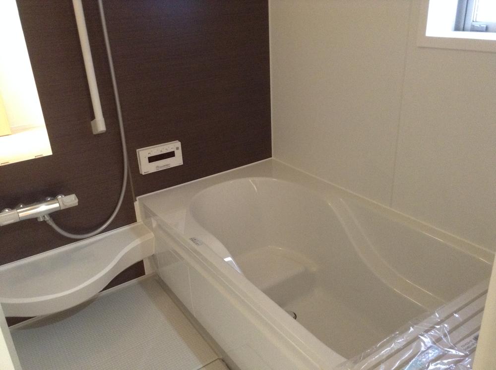 Bathroom. With bathroom dryer!