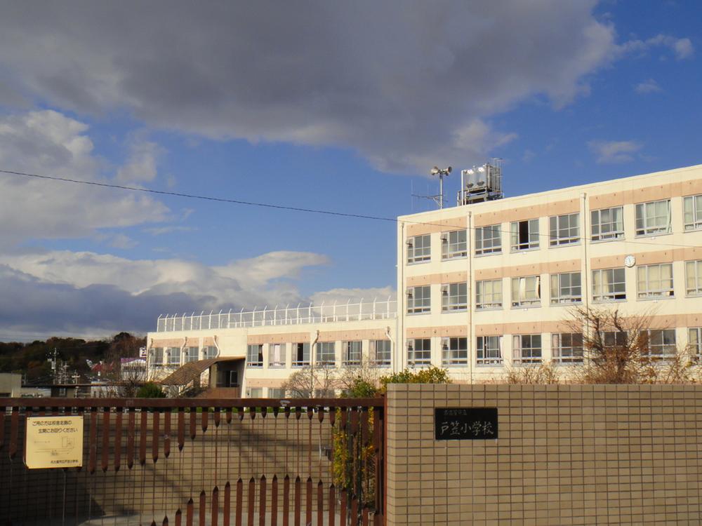 Primary school. 760m to Nagoya City Tachido shade Elementary School