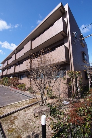 Building appearance.  ☆ It is a good balcony of the day ☆ 