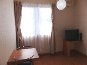 Living and room. Furnished Home Appliances  [Air conditioning ・ curtain ・ desk ・ Chair ・ tv set] 
