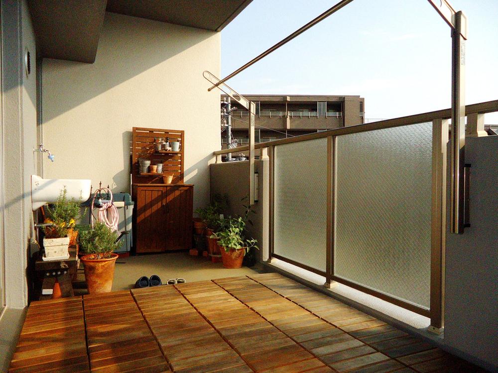 Balcony. Local (09 May 2013) Shooting