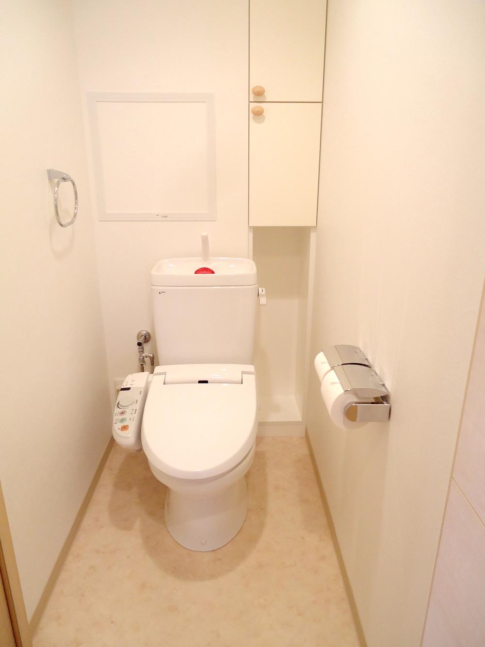 Toilet. Indoor (September 2023) Shooting