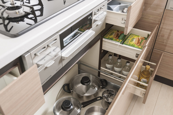 Kitchen.  [Soft-close function with slide storage] Such as cookware, Slide storage that can be plenty of storage. Drawer is with soft close function to close in a quiet and smooth ( ※ Except for some. Same specifications)