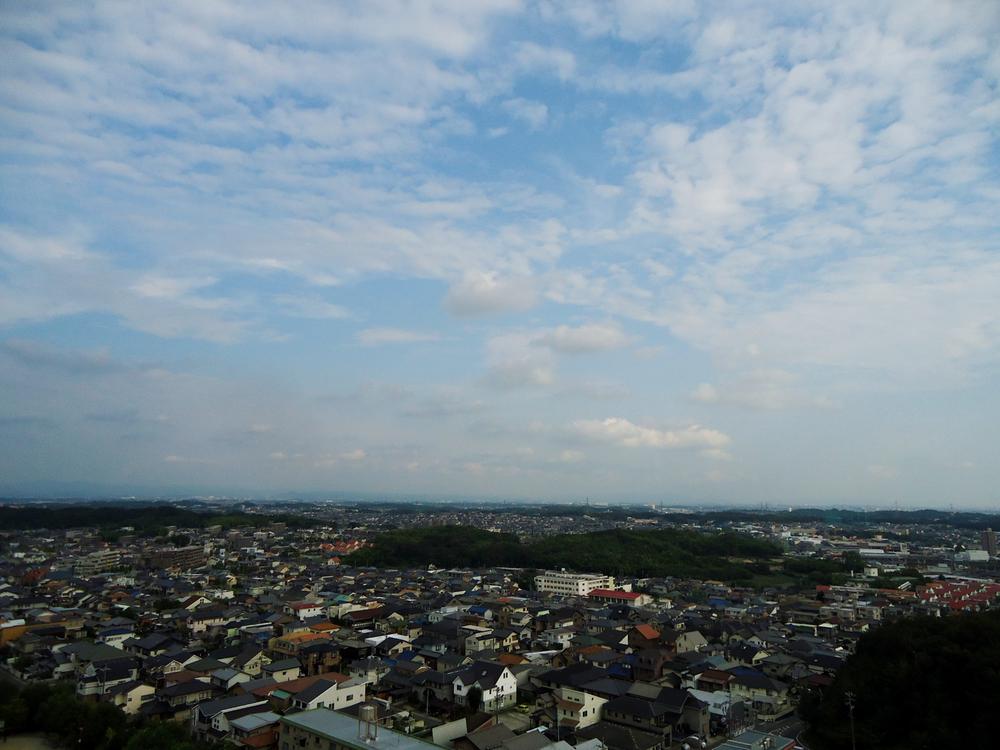 View photos from the dwelling unit. View from the south balcony (August 2013) Shooting
