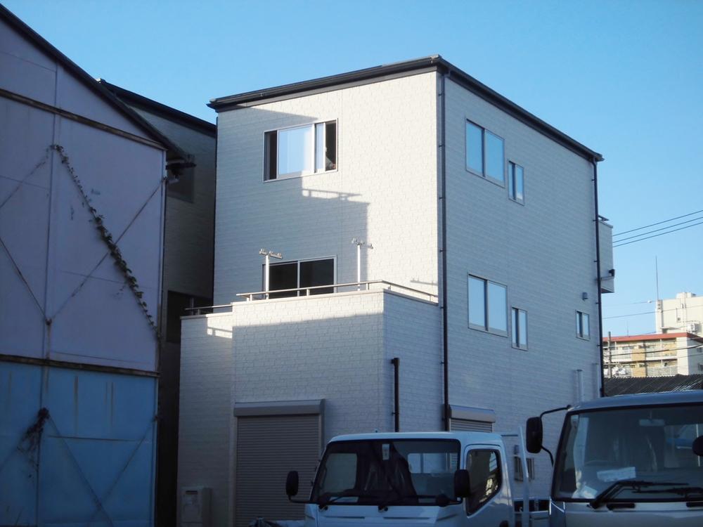 Local appearance photo. 1 Building appearance