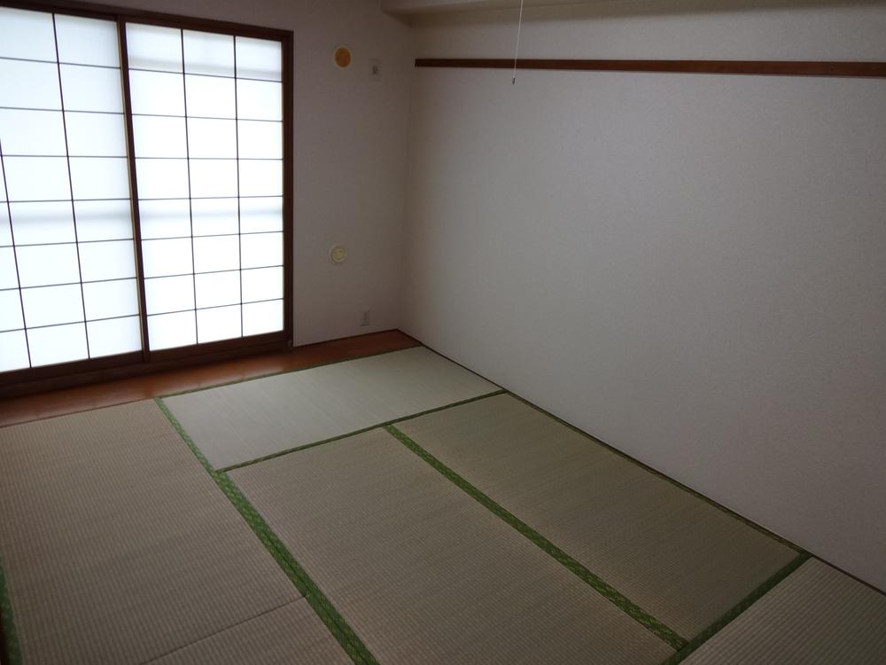 Non-living room. Room (August 2013) Shooting