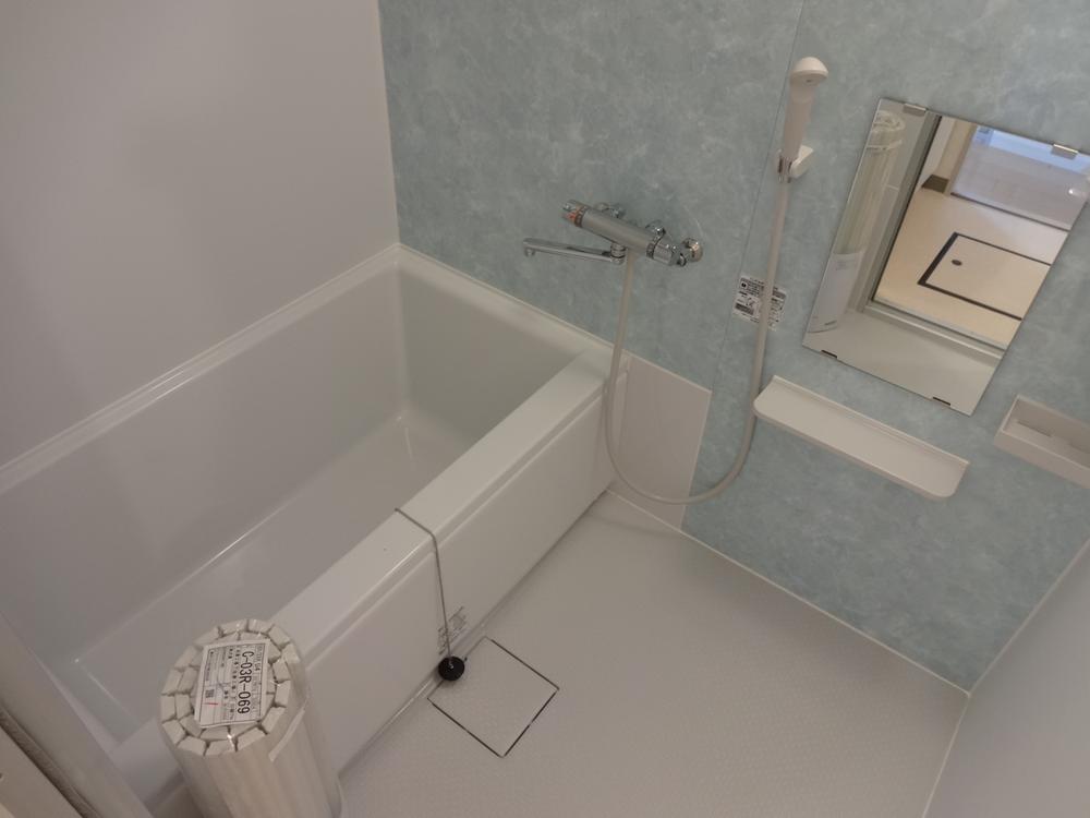 Bathroom. Room (August 2013) Shooting