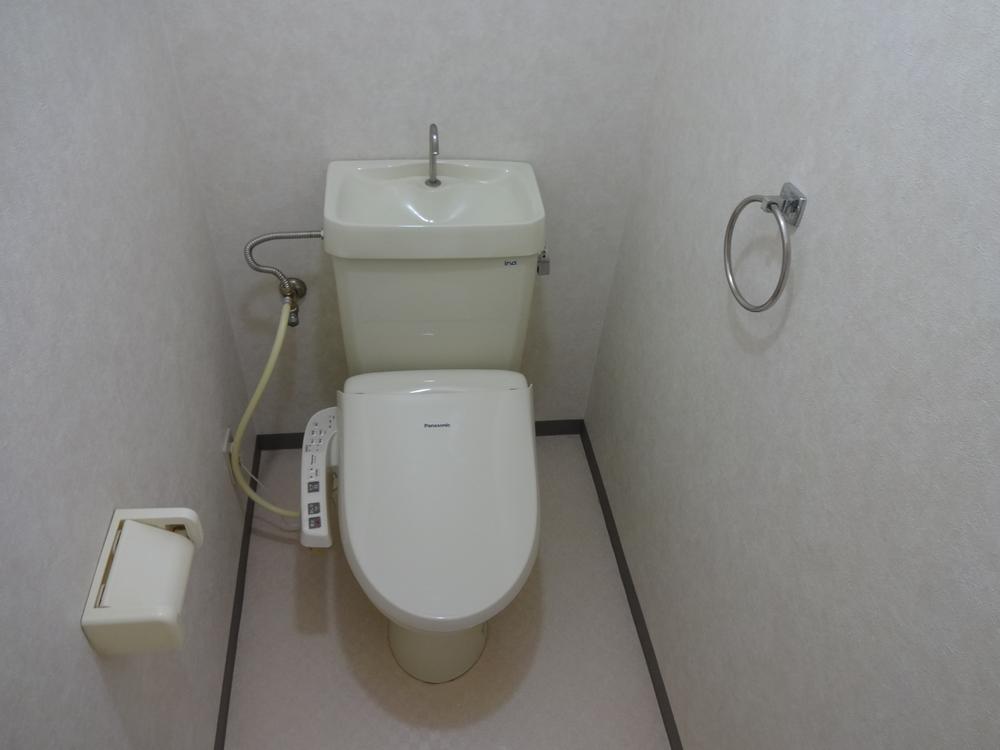 Toilet. Room (August 2013) Shooting