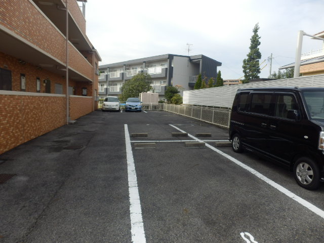 Parking lot