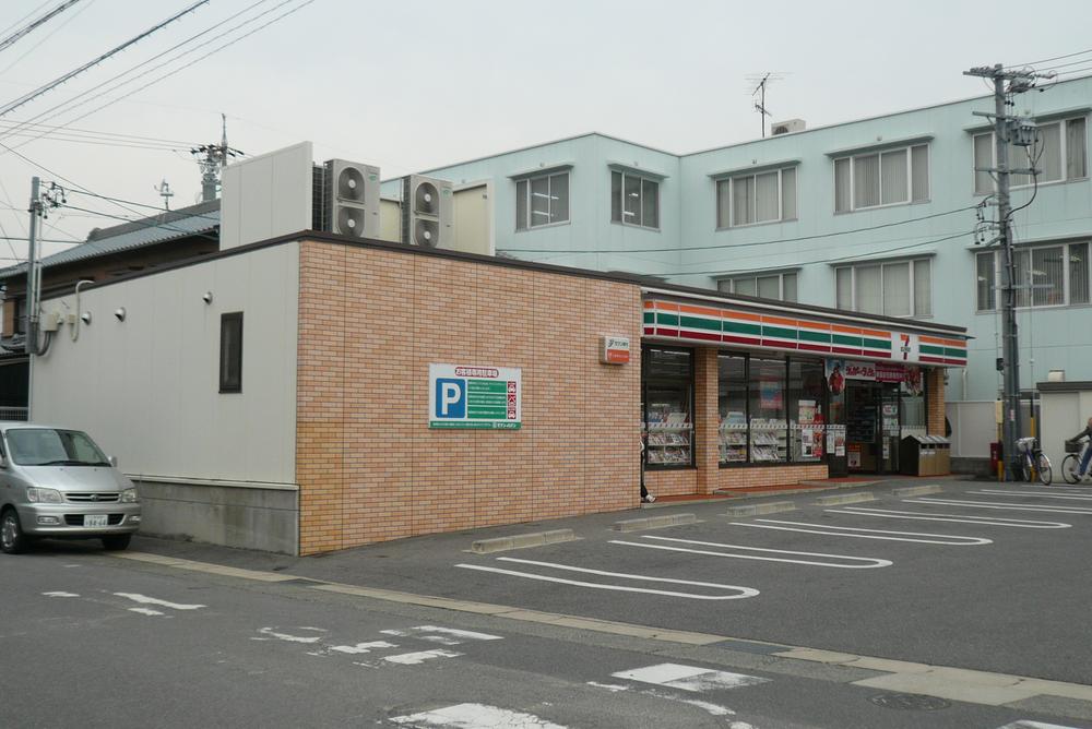 Convenience store. 189m to Seven-Eleven Nagoya Rokuden 1-chome
