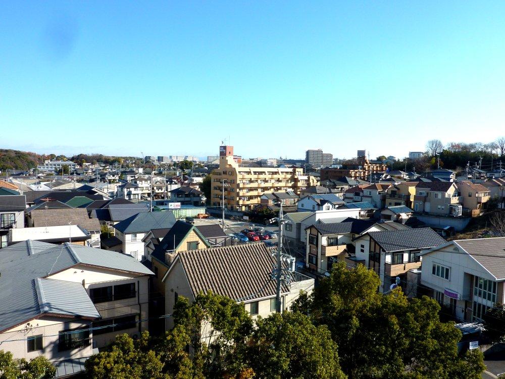 View photos from the dwelling unit. View from the site (December 2013) Shooting