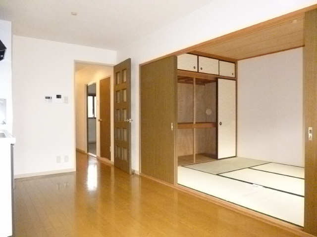 Living and room