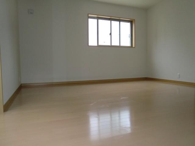 Living. Indoor (10 May 2013) Shooting