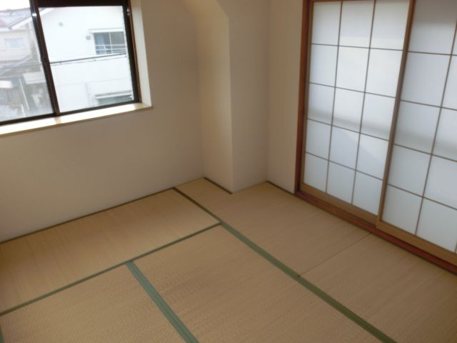 Living and room. warm Tatami The room