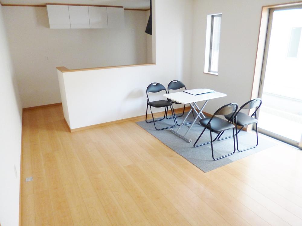 Living. Indoor (11 May 2013) Shooting