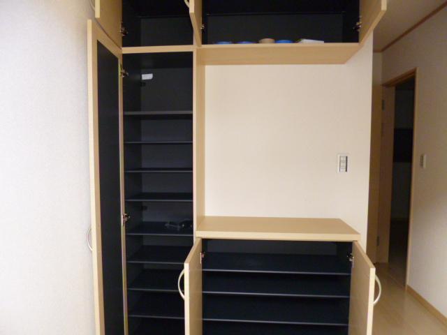 Same specifications photos (Other introspection). Cupboard Example of construction