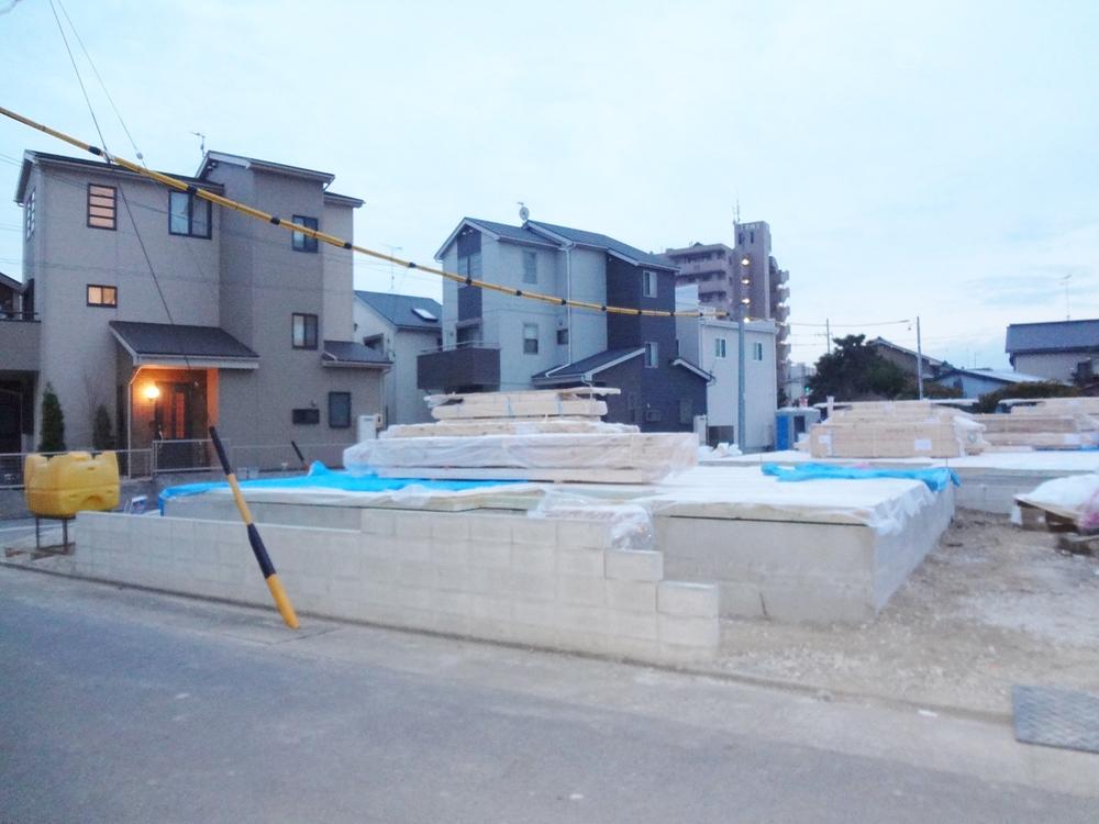 Local photos, including front road. Local (12 May 2013) Shooting