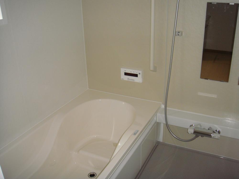 Bathroom. Indoor (11 May 2013) Shooting