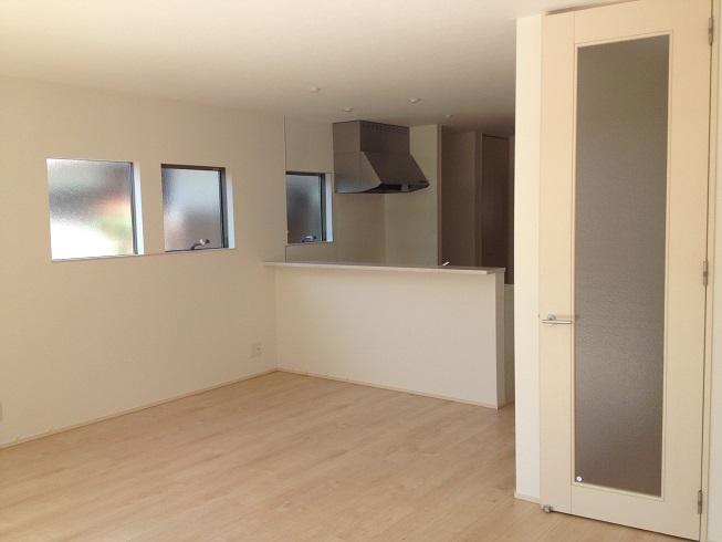 Same specifications photos (living). Living example of construction