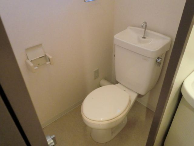 Toilet. There are outlet! 