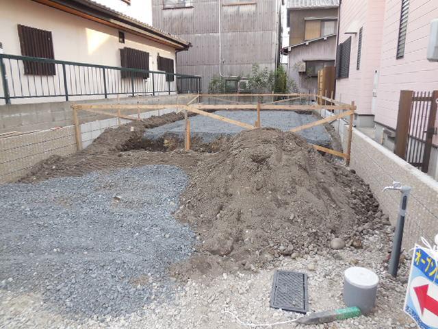 Local appearance photo. Local (11 May 2013) Shooting