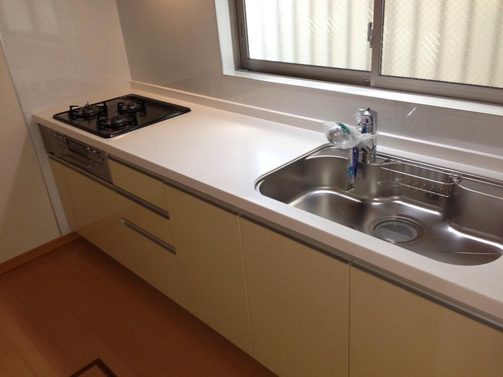 Kitchen. 3-neck system Kitchen!