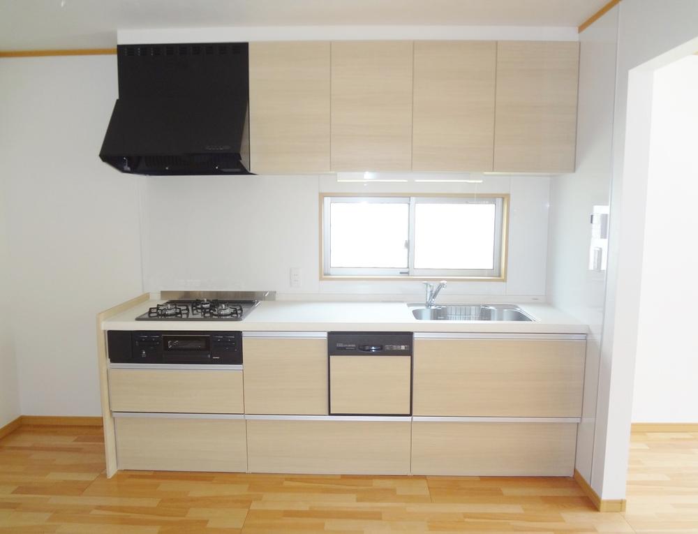 Kitchen. Indoor (July 2013) Shooting