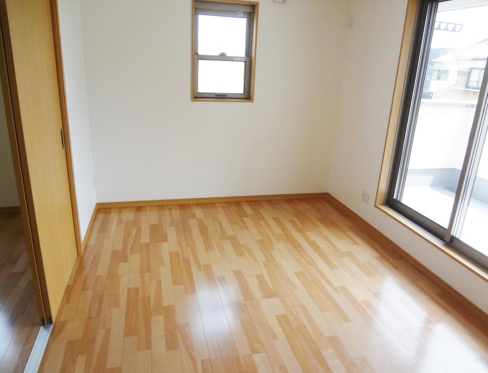 Non-living room. Indoor (July 2013) Shooting