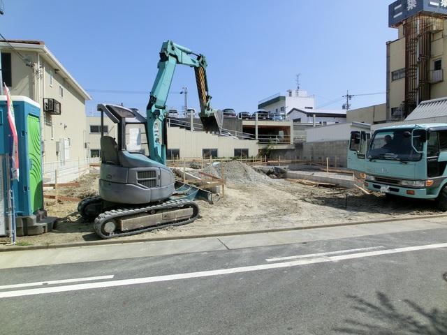 Other local. Vacant lot time 2013 July 1, shooting