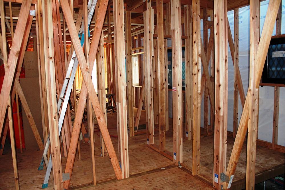 Other. Basic packing method ・  ・ It will be installed during the entire surface of the foundation and wood.  Increase the underfloor air permeability and reduce the vibration of the earthquake. 