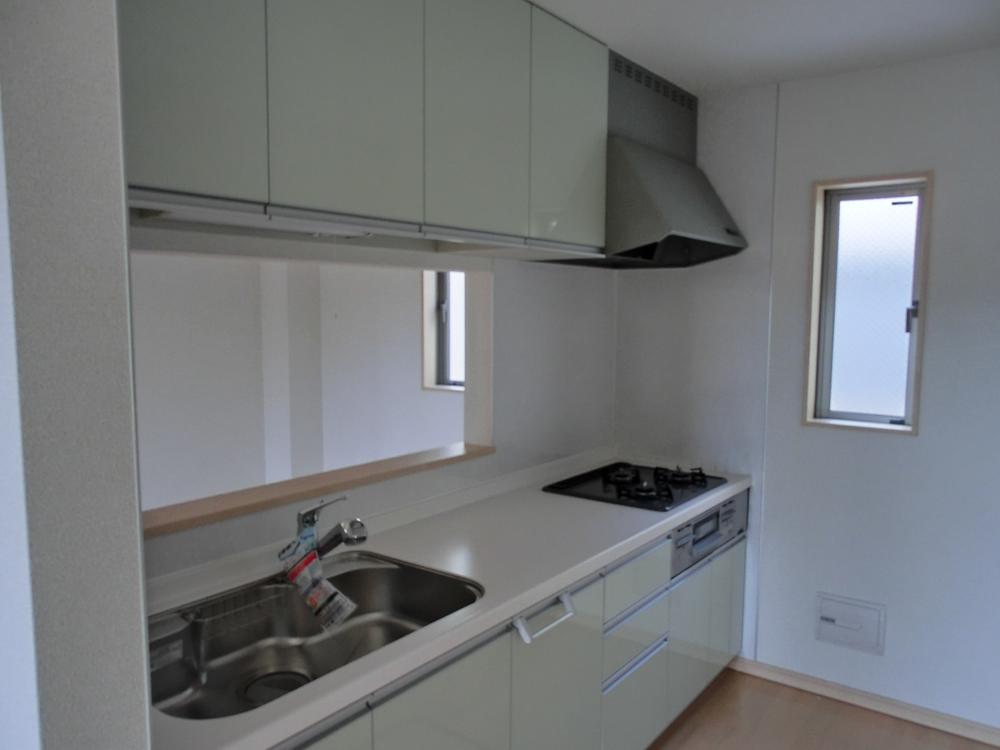 Same specifications photo (kitchen). There is the case that the same specifications differ from actual. 
