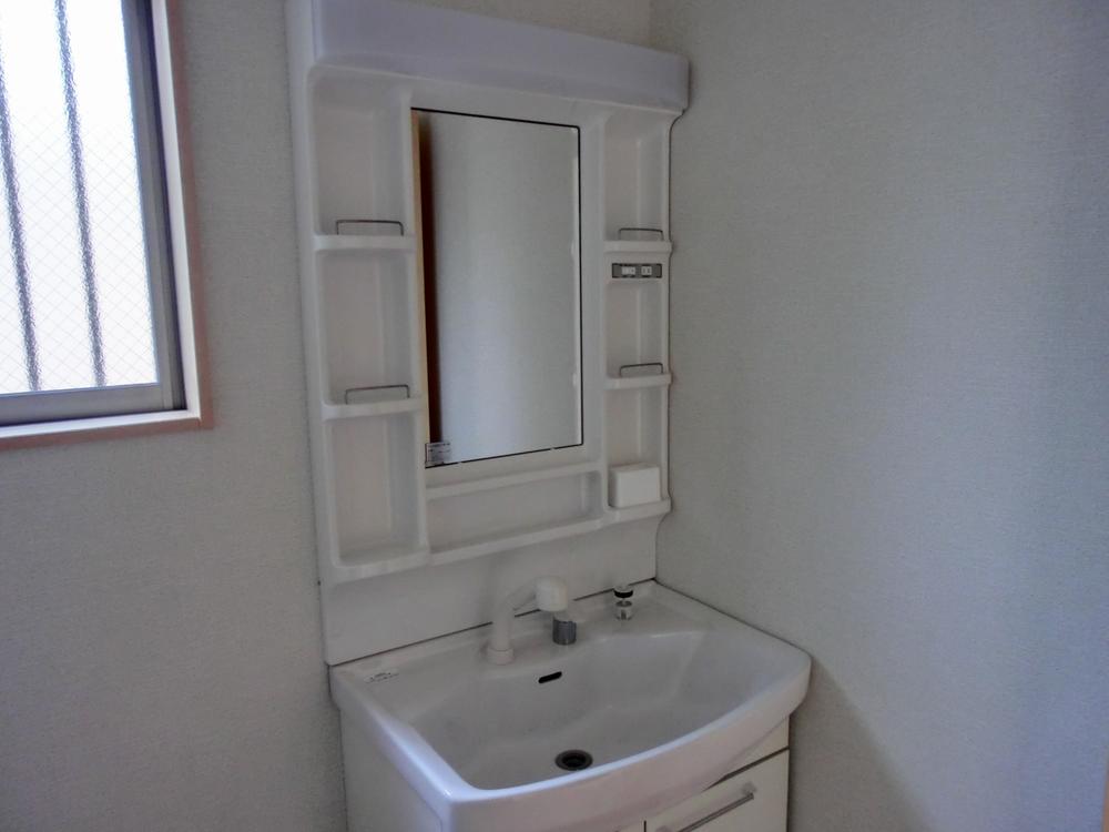 Same specifications photos (Other introspection). Same specifications