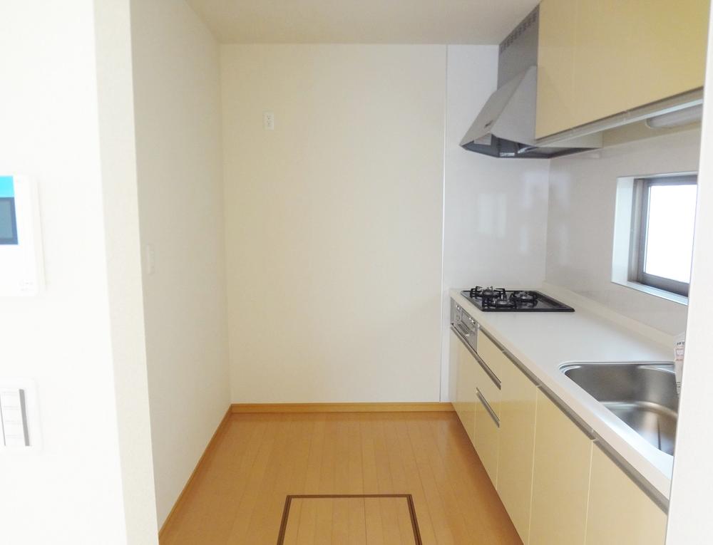 Kitchen. Indoor (September 2013) Shooting