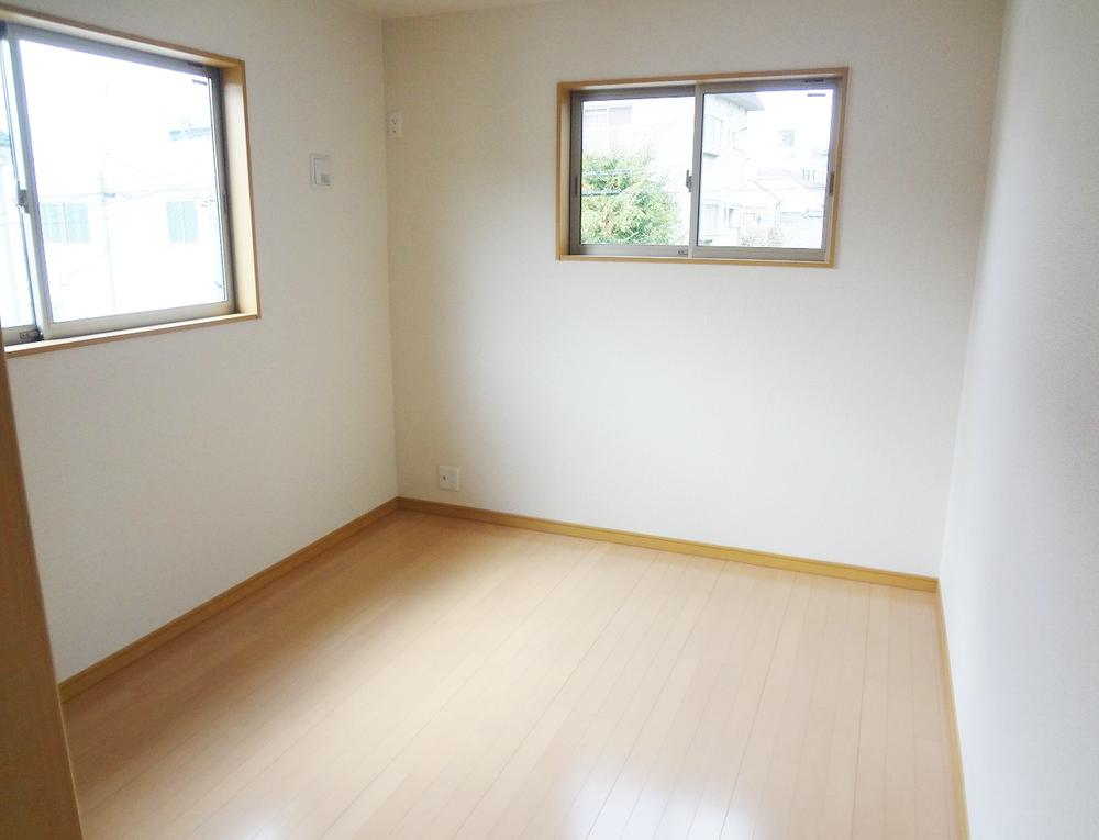 Non-living room. Indoor (September 2013) Shooting