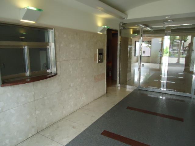 Entrance. 2013 September shooting