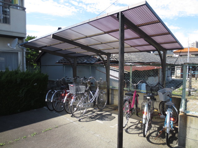 Other common areas. Place for storing bicycles