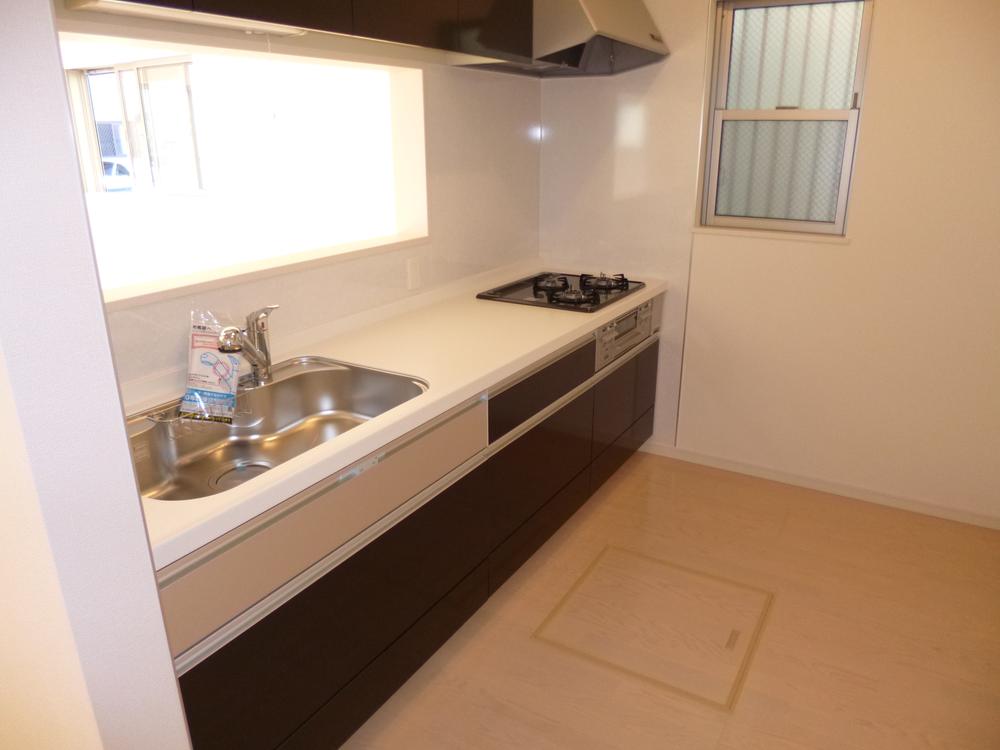 Same specifications photo (kitchen). Example of construction kitchen