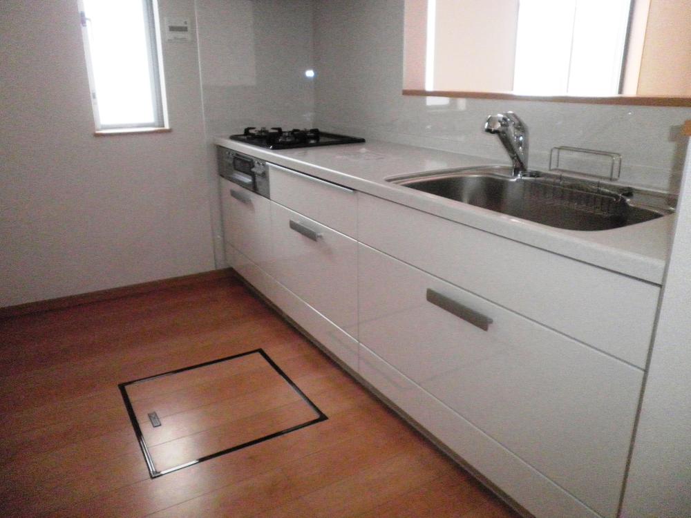 Kitchen. Indoor (11 May 2013) Shooting System kitchen