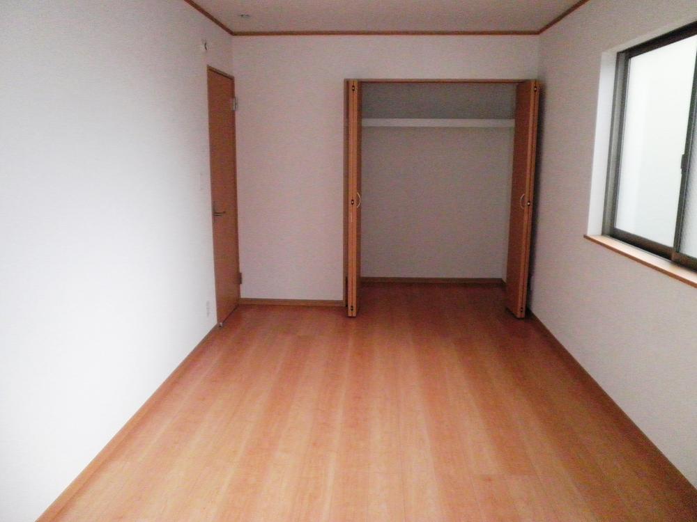 Non-living room. Indoor (11 May 2013) Shooting