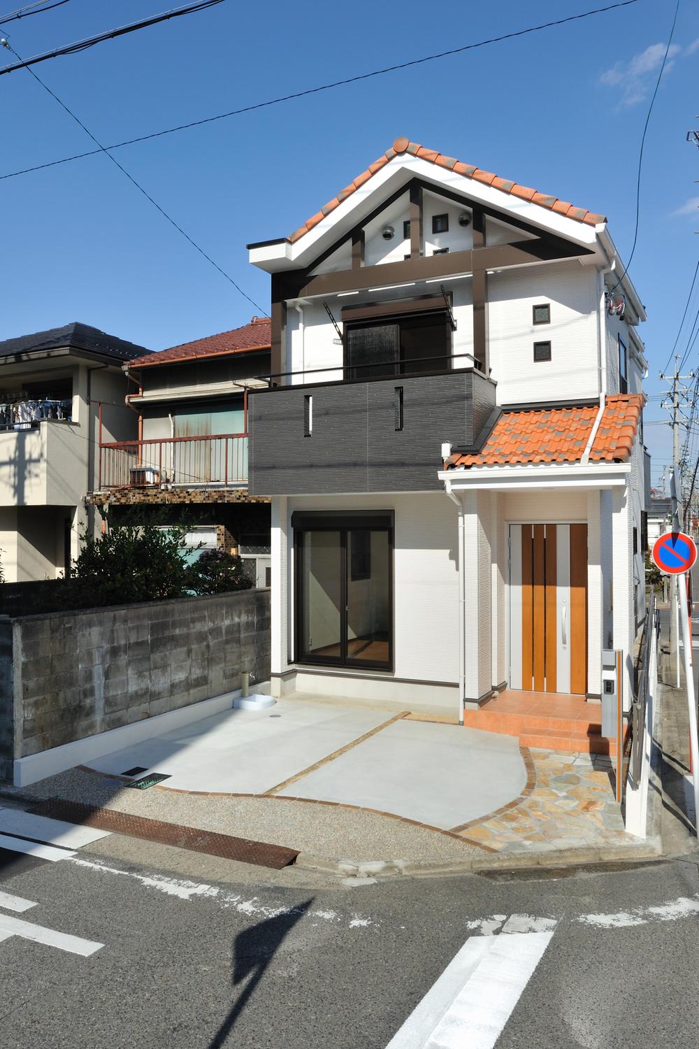 Local appearance photo. Local appearance photo southeast corner lot per good parking two possible per yang